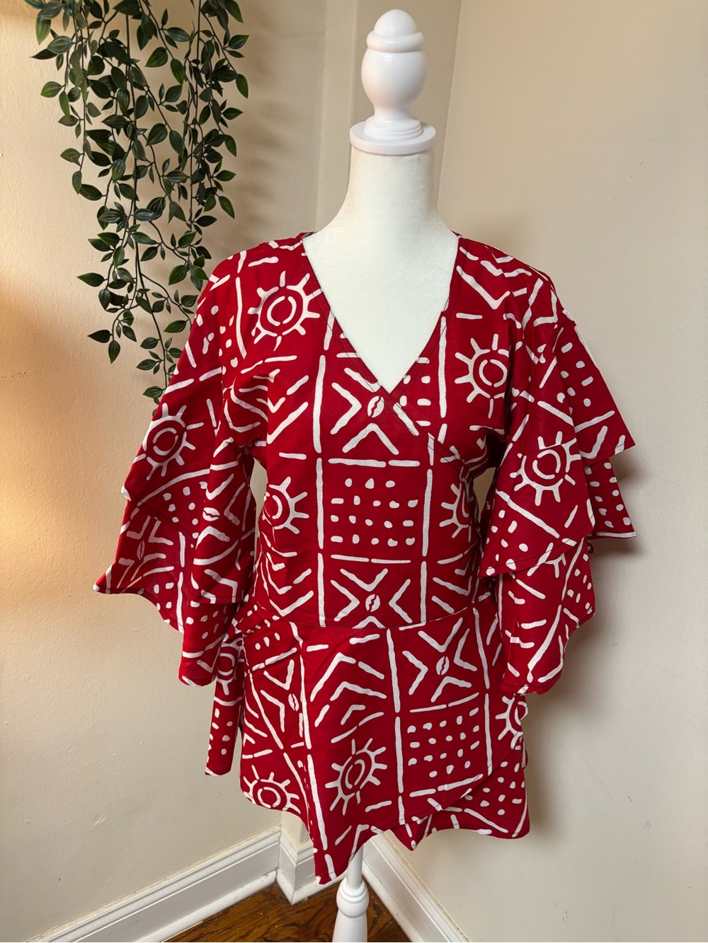 Red V-Neck Geometric Print Ruffle Sleeve Tunic